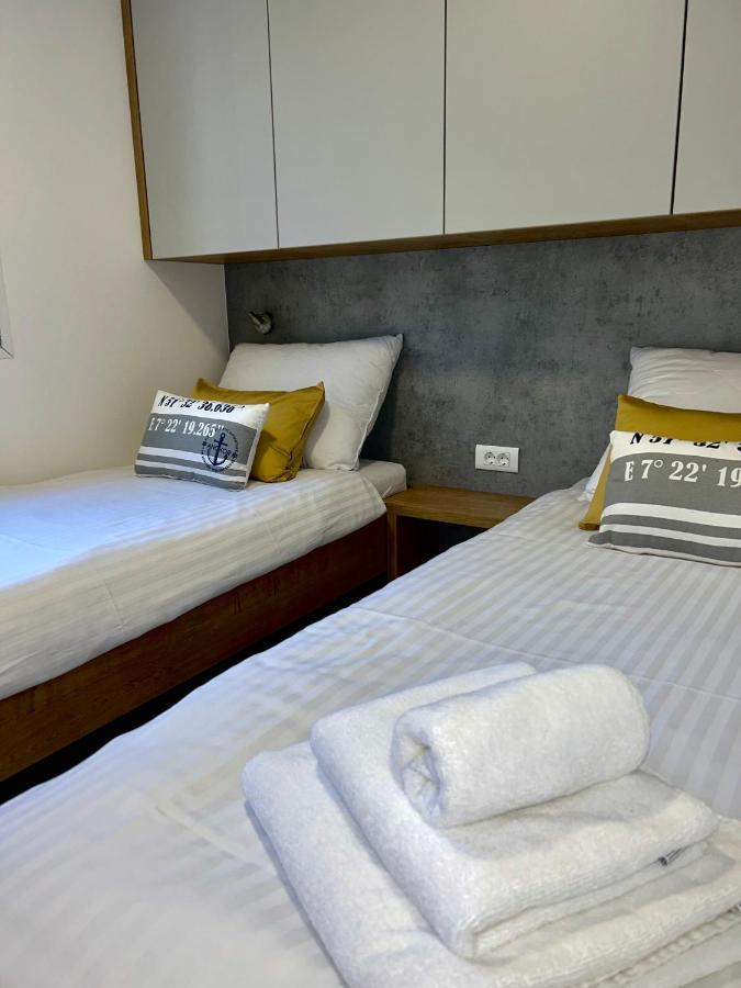 Fjaka Luxury Mobile Home - Oaza Mira Camping Croatia Drage Esterno foto