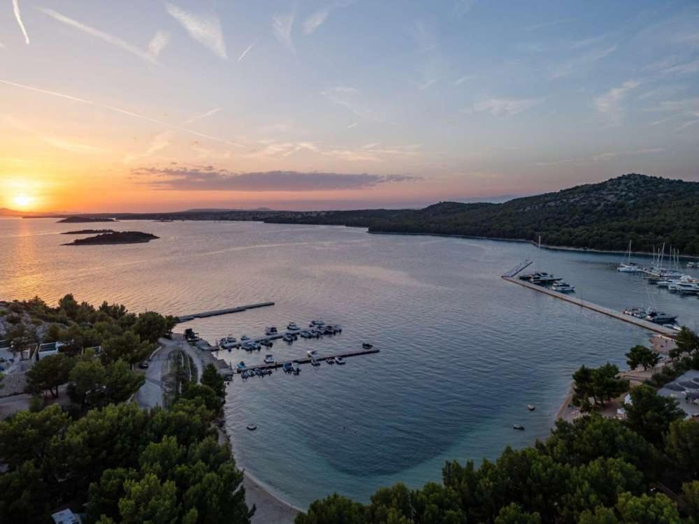 Fjaka Luxury Mobile Home - Oaza Mira Camping Croatia Drage Esterno foto