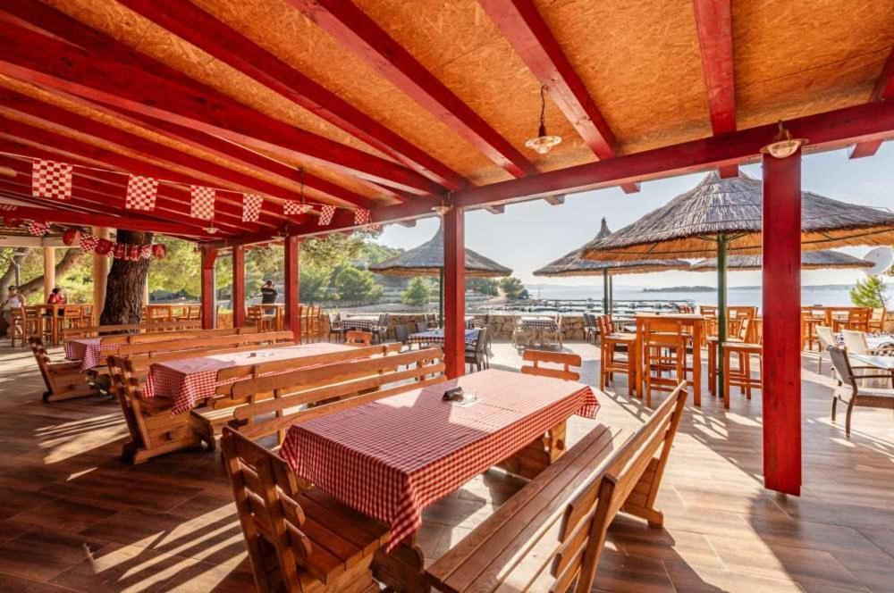 Fjaka Luxury Mobile Home - Oaza Mira Camping Croatia Drage Esterno foto